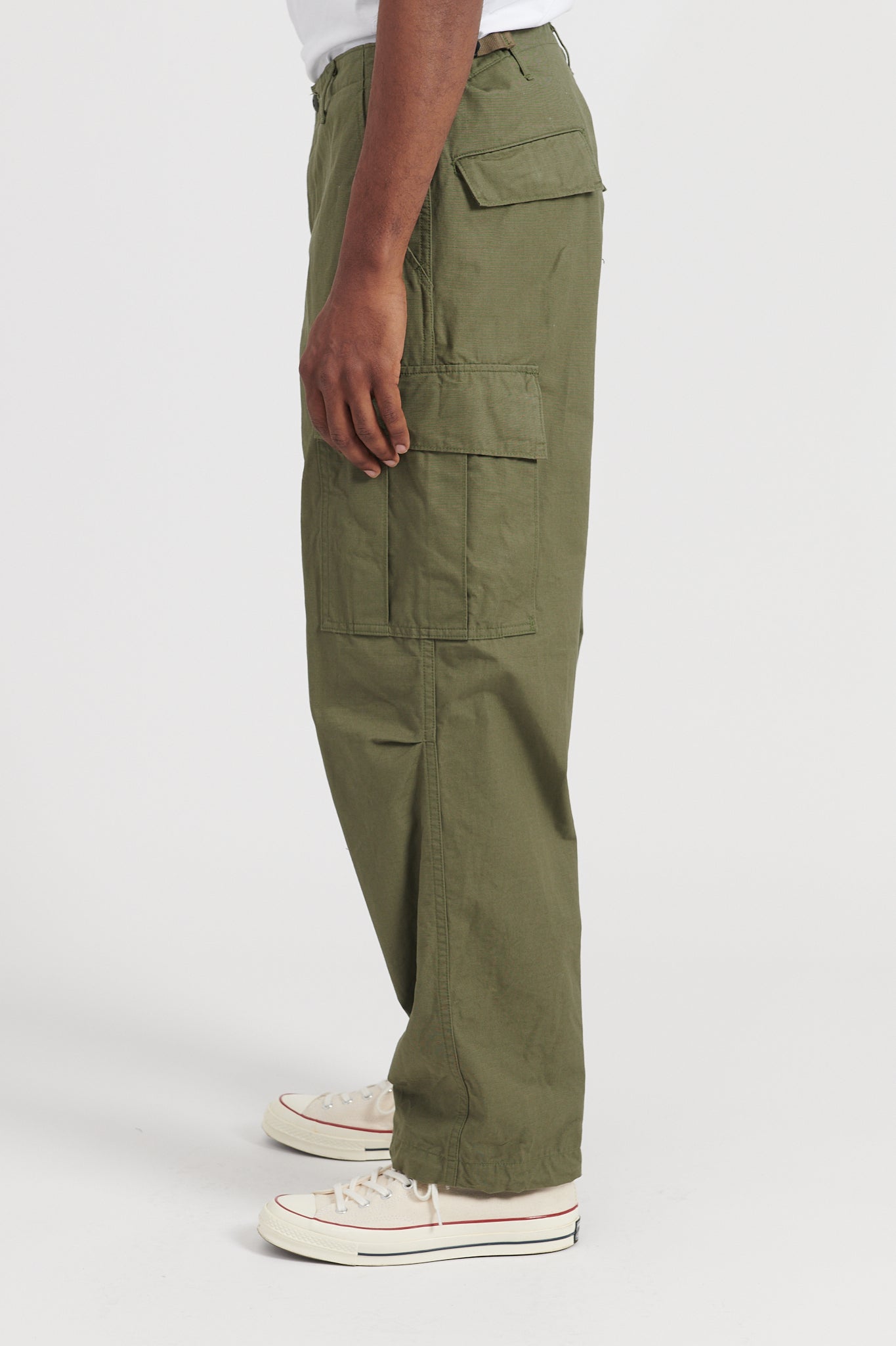 Vintage Fit 6 Pocket Cargo Pants AW22 - Army Green